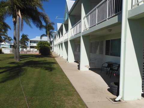 Reef Adventureland Motor Inn - Tourism Caloundra 1