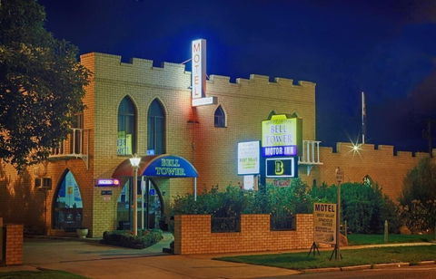Bell Tower Motor Inn - Tourism Caloundra 0
