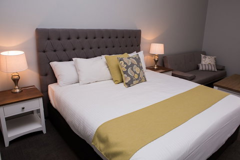 Camden Valley Inn - Tourism Caloundra 6