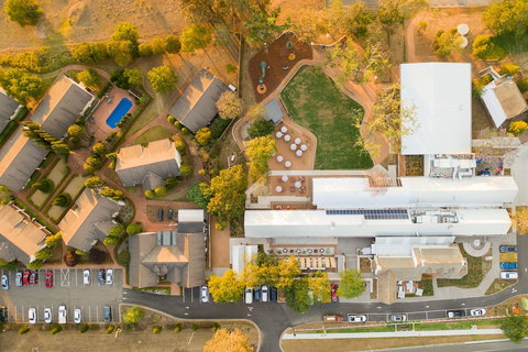 Camden Valley Inn - Tourism Caloundra 1