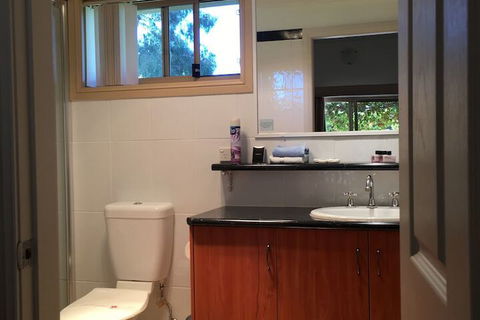 Ophir Gold Bed & Breakfast - Tourism Caloundra 7