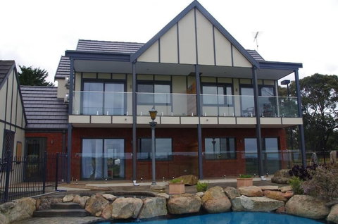 The View On Grossmans - Tourism Caloundra 3