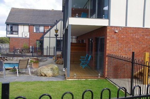 The View On Grossmans - Tourism Caloundra 4