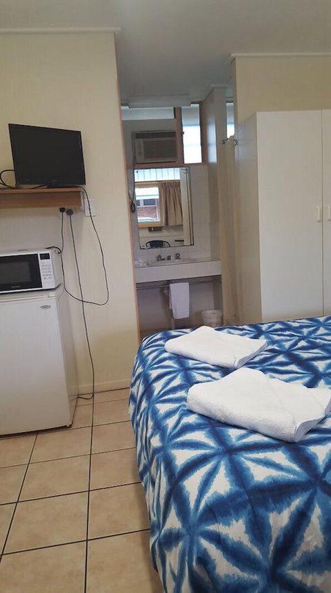 Maryborough City Motel - Tourism Caloundra 3