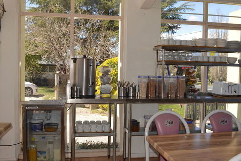 Mittagong Motel - Tourism Caloundra 2