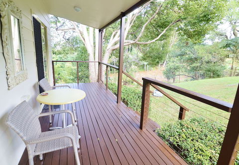 Apple Tree Cottage & Studio - Tourism Caloundra 4