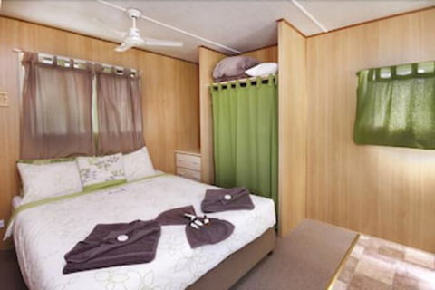 Mapleton Cabins & Caravan Park - Tourism Caloundra 3