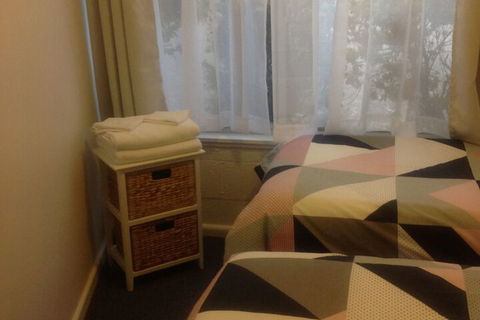 Farnboro Motel - Tourism Caloundra 5