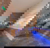 Alpine Gables - Tourism Caloundra