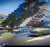 Alex Beach Cabins - Tourism Caloundra