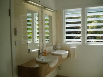 Hillcrest Guest House Cooktown - Tourism Caloundra 3