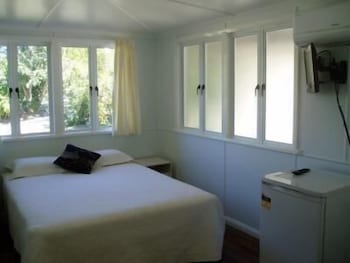 Hillcrest Guest House Cooktown - Tourism Caloundra 5