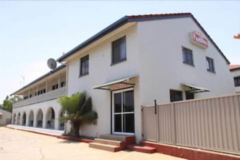 Park View Motel - Tourism Caloundra 2