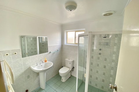 Esplanade Apartments At West Beach - Tourism Caloundra 2