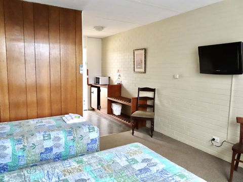 Wedderburn Goldseeker Motel - Tourism Caloundra 5