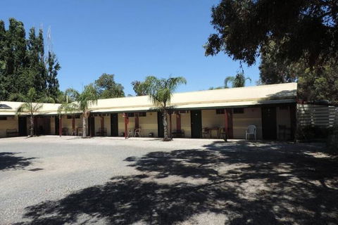 Tooleybuc Country Roads Motor Inn - Tourism Caloundra 1