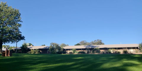 Tooleybuc Motel - Tourism Caloundra 6