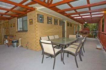 Kingsway Holiday Flats & Gariwerd House. - Tourism Caloundra 6