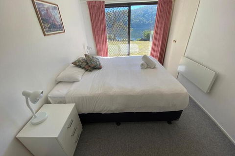 Banksia 1 - Tourism Caloundra 2