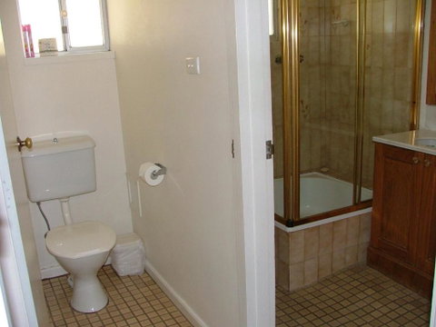 Bobuck 3B - Tourism Caloundra 1