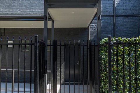 Cache Accommodation - Tourism Caloundra 2