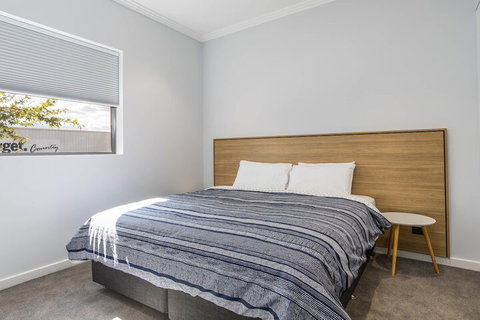 Cache Accommodation - Tourism Caloundra 6