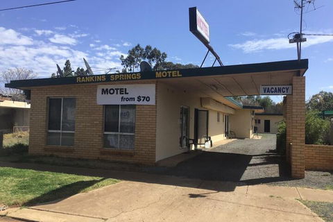 Rankins Springs Motel - Tourism Caloundra 2