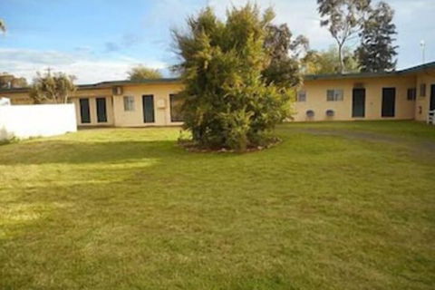 Rankins Springs Motel - Tourism Caloundra 4