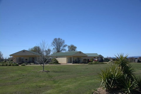 Milawa Muscat Retreat B&B - Tourism Caloundra 4