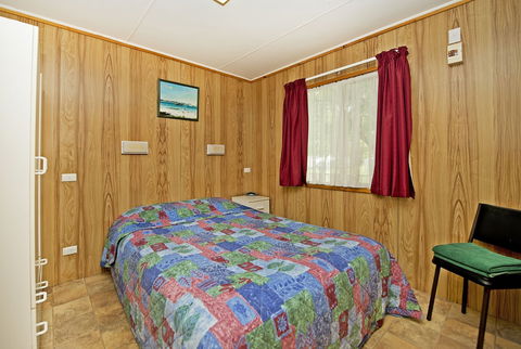 Acclaim Pine Grove Holiday Park - Tourism Caloundra 2
