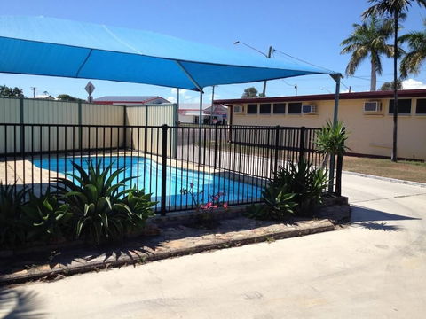The Pearly Shell Motel - Tourism Caloundra 1