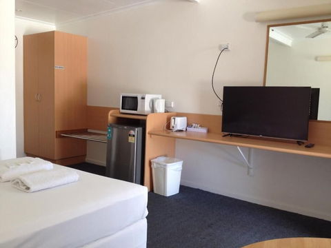 The Pearly Shell Motel - Tourism Caloundra 4