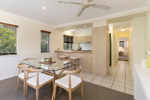 Montpellier Boutique Resort - Tourism Caloundra 4