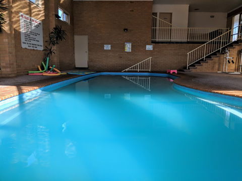 Bega Village Motor Inn - Tourism Caloundra 3