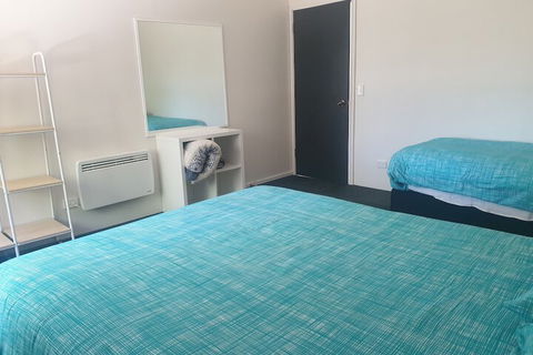 Alpha Centauri Townhouses - Tourism Caloundra 7