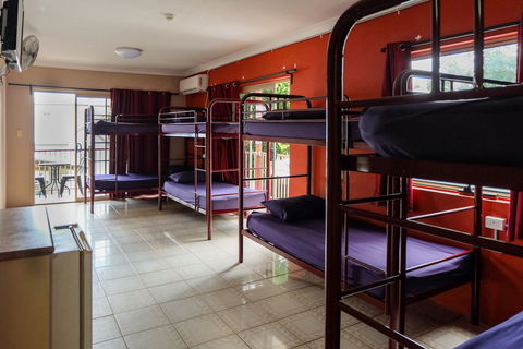 Brisbane Backpackers Resort - Hostel - Tourism Caloundra 6