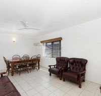 Unit on Rogers - Tourism Caloundra