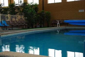 Jane Eliza Motor Inn - Tourism Caloundra 4