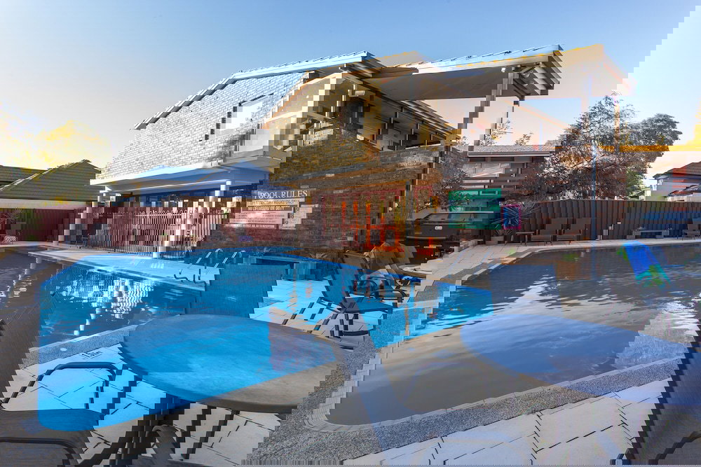 Daglish WA Tourism Caloundra