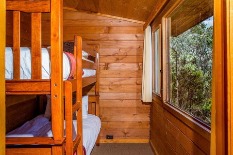 Snowy River Cabins - Tourism Caloundra 2