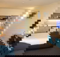 Shoreline Hotel - Tourism Caloundra