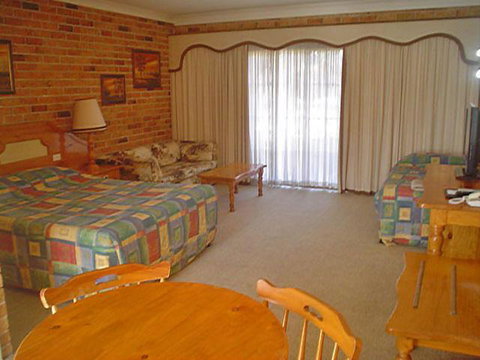 Coachmans Rest Motor Lodge - Tourism Caloundra 2