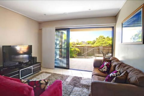 Loka Santi - Tourism Caloundra 7