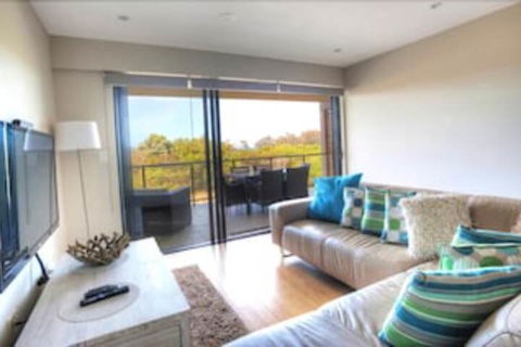 Loka Santi - Tourism Caloundra 6