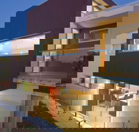 Alouarn Apartment 2 - Tourism Caloundra