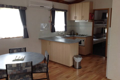 McLean Beach Holiday Park - Tourism Caloundra 0