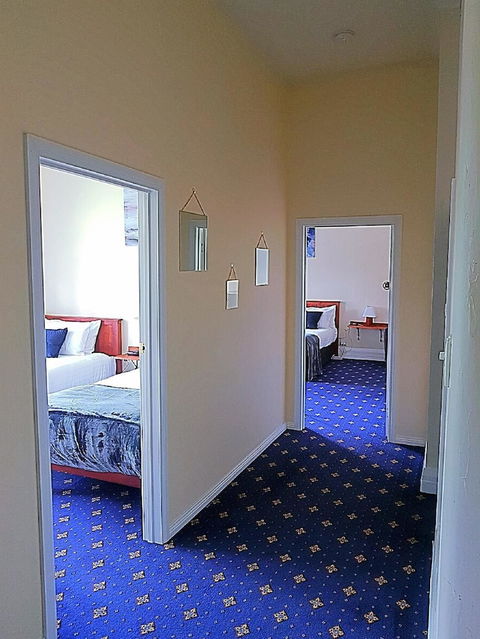 The Wharf Hotel Wynyard - Tourism Caloundra 5