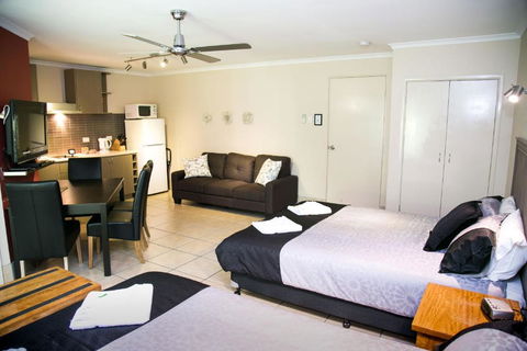 Beerwah Hideaway - Tourism Caloundra 4