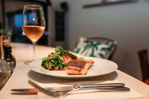 Kobbers Motor Inn - Tourism Caloundra 5