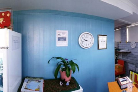 A & A Lodge Motel Emerald - Tourism Caloundra 2